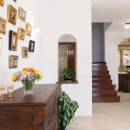 Casa de Férias Polixeni's House *