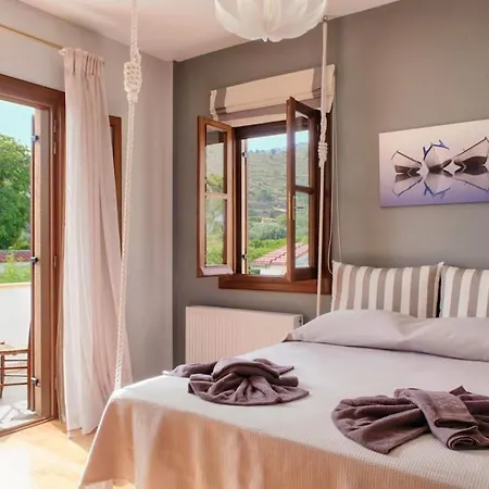 Polixeni's House * Alinda (Leros)