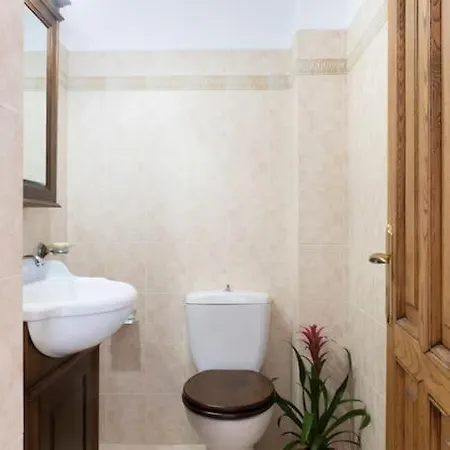 Polixeni's House Casa de Férias Alinda (Leros)