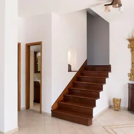 Polixeni's House Ferienhaus *