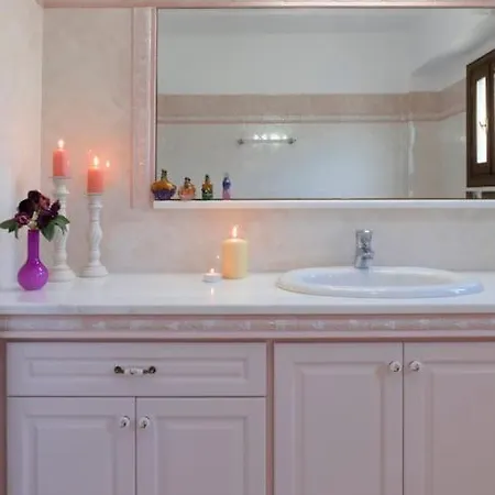 Polixeni's House Ferienhaus *