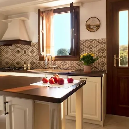 Ferienhaus Polixeni's House *