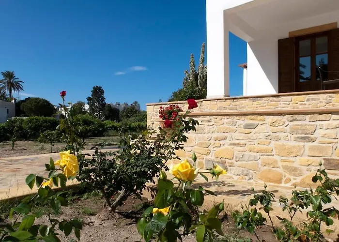 بيت للعطل Polixeni's House